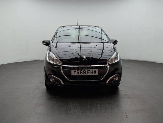 2025 Peugeot 208