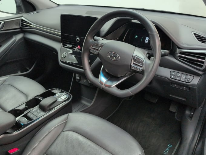 2025 Hyundai Ioniq