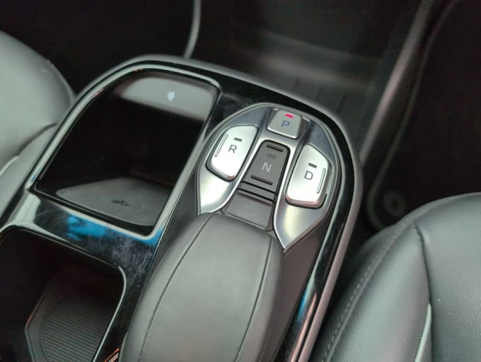 2025 Hyundai Ioniq