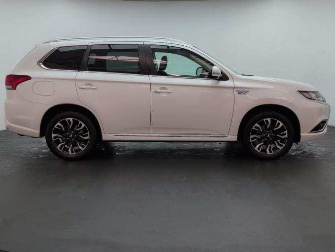 2025 Mitsubishi Outlander