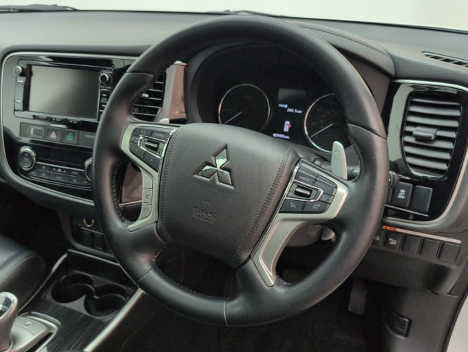 2025 Mitsubishi Outlander