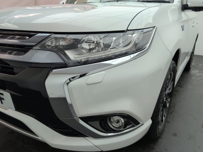 2025 Mitsubishi Outlander