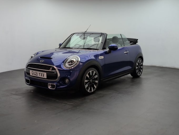 2025 Mini Convertible