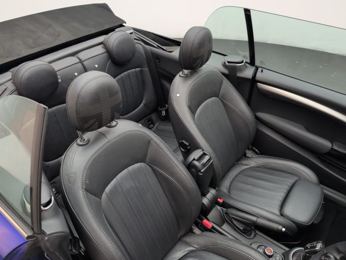 2025 Mini Convertible