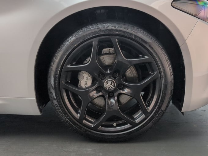 2025 Alfa Romeo Giulia