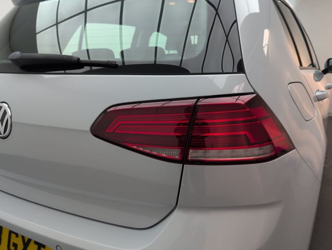 2025 Volkswagen Golf