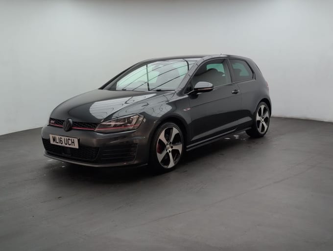 2025 Volkswagen Golf