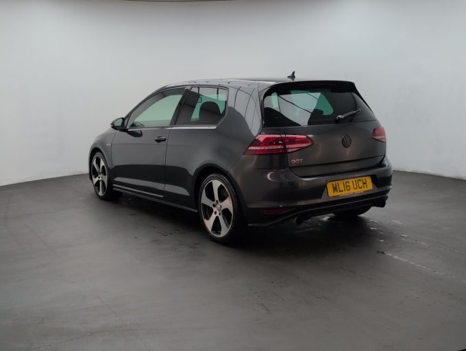 2025 Volkswagen Golf