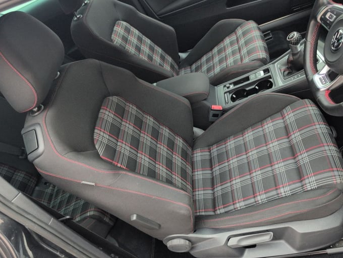 2025 Volkswagen Golf