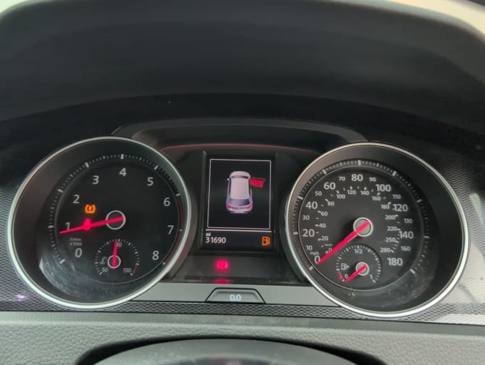 2025 Volkswagen Golf
