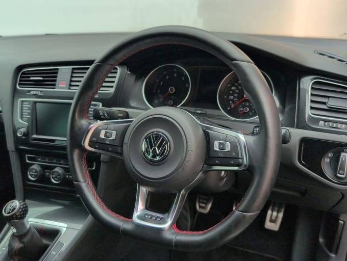 2025 Volkswagen Golf