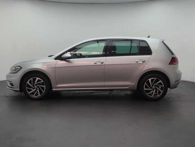 2025 Volkswagen Golf