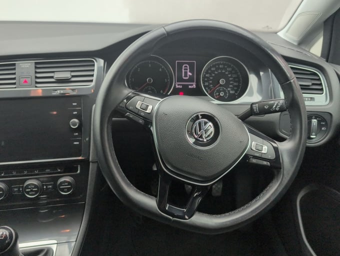 2025 Volkswagen Golf