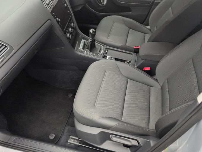2025 Volkswagen Golf
