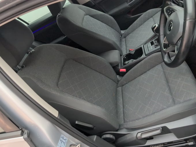2025 Volkswagen Golf