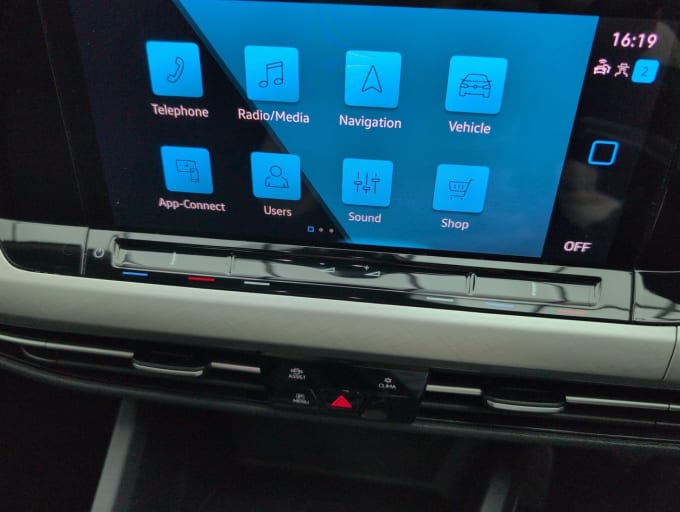 2025 Volkswagen Golf