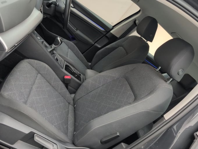 2025 Volkswagen Golf