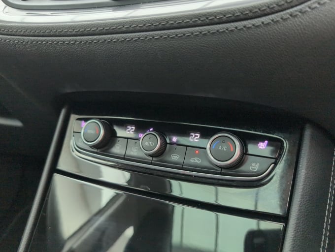 2025 Vauxhall Grandland X