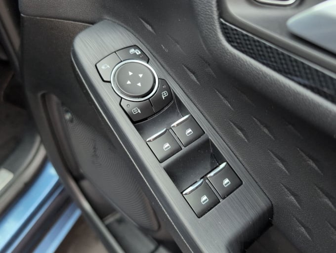 2025 Ford Kuga