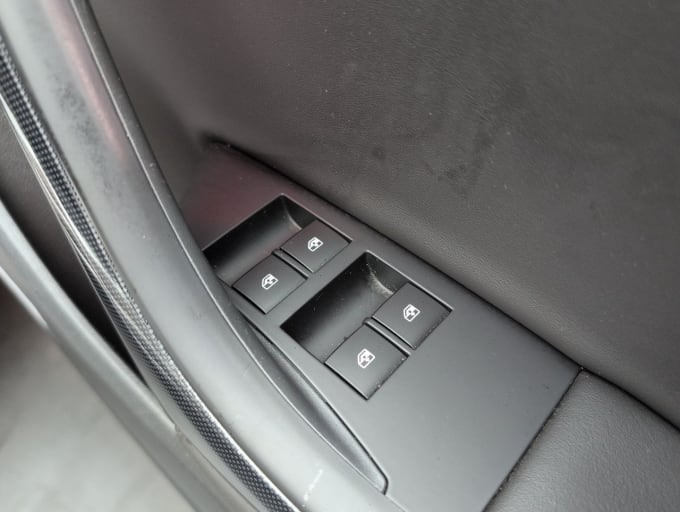 2025 Vauxhall Cascada