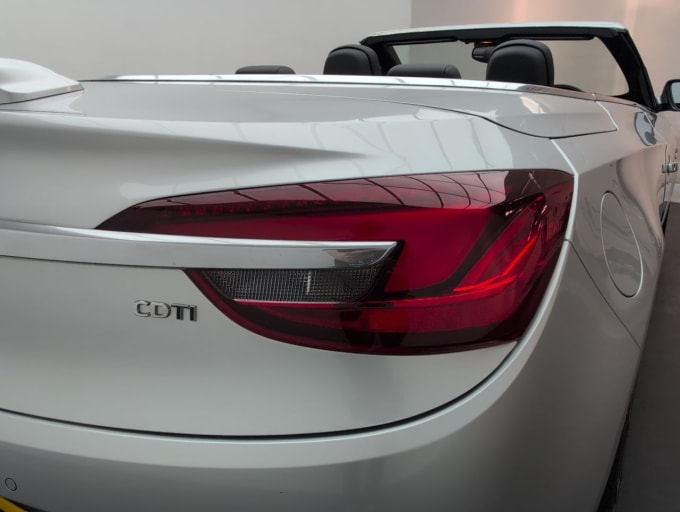 2025 Vauxhall Cascada