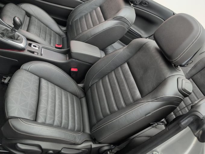 2025 Vauxhall Cascada