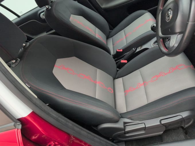 2025 Mg Mg3