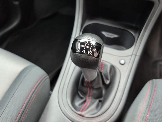 2025 Mg Mg3