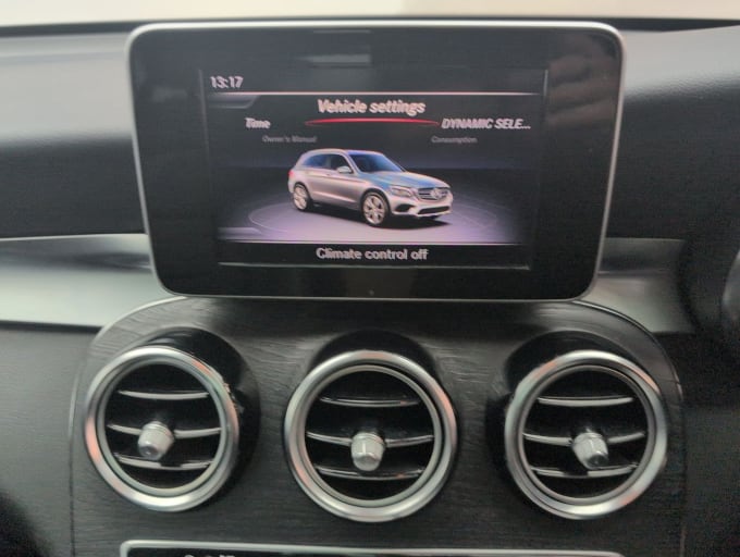 2025 Mercedes-benz Glc
