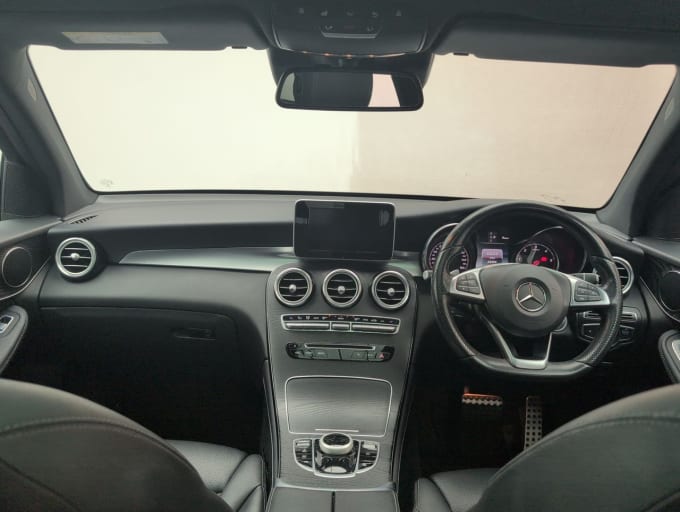2025 Mercedes-benz Glc