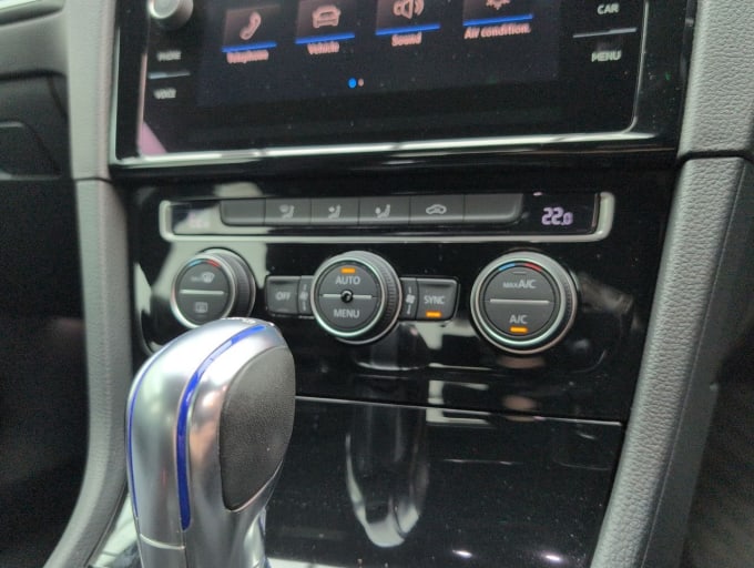 2025 Volkswagen Golf