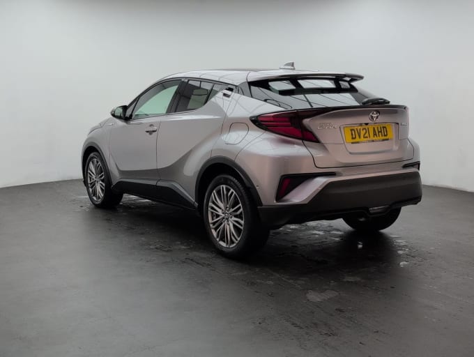 2025 Toyota C-hr