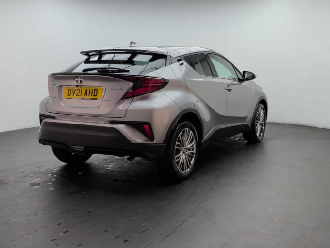 2025 Toyota C-hr
