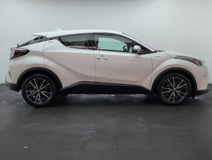 2025 Toyota C-hr
