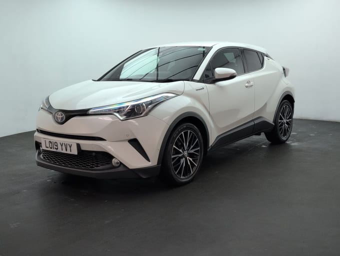 2025 Toyota C-hr