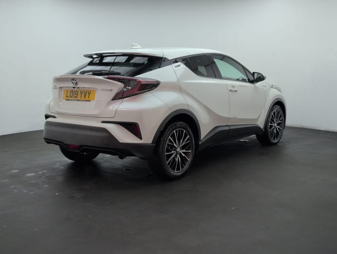 2025 Toyota C-hr