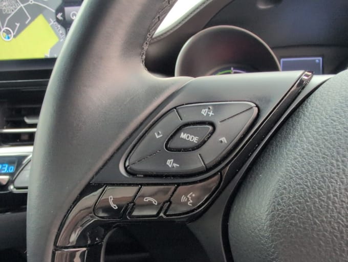 2025 Toyota C-hr