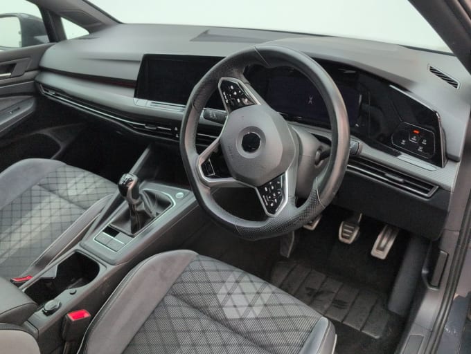 2025 Volkswagen Golf