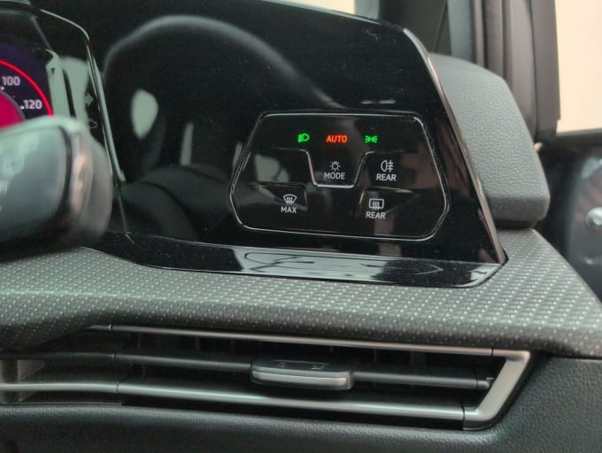 2025 Volkswagen Golf