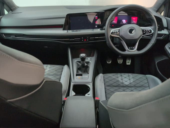 2025 Volkswagen Golf
