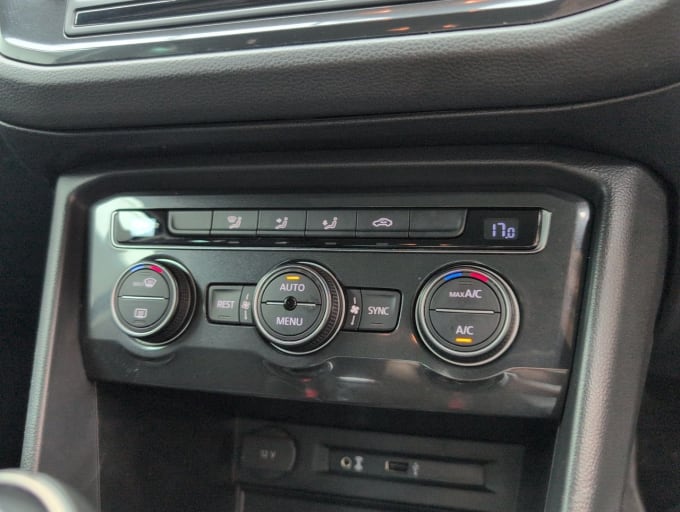 2025 Volkswagen Tiguan