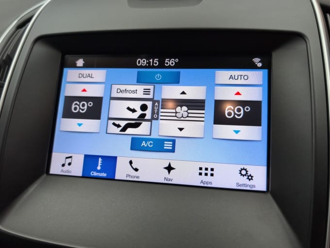 2025 Ford S-max