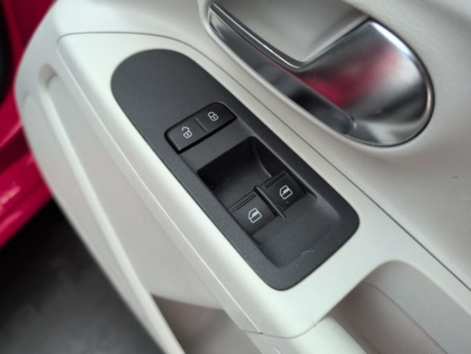 2025 Volkswagen Up!
