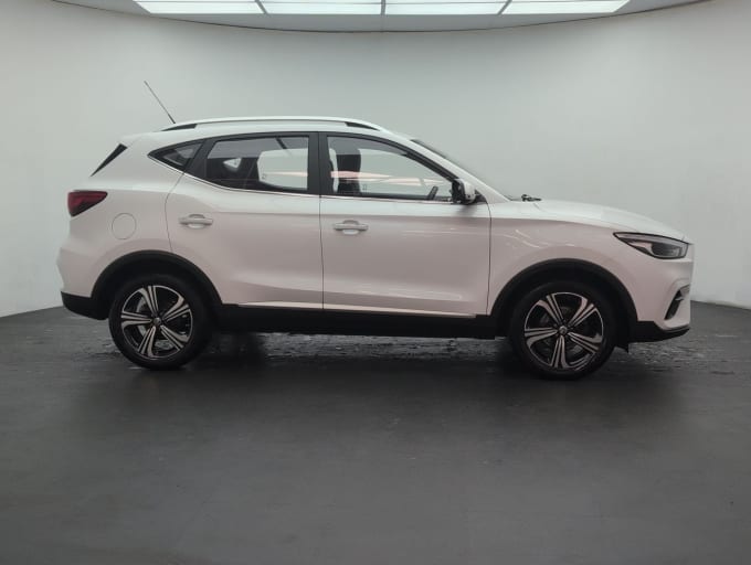 2025 Mg Mg Zs