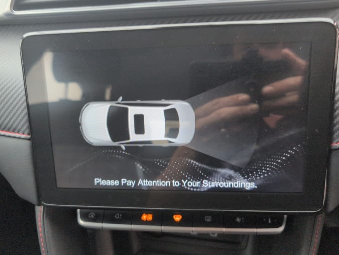 2025 Mg Mg Zs