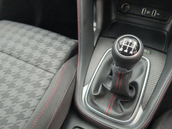 2025 Mg Mg Zs