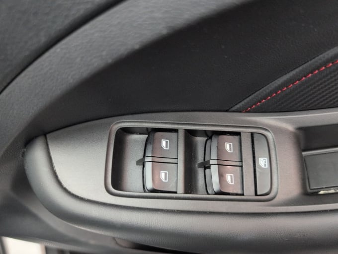 2025 Mg Mg Zs