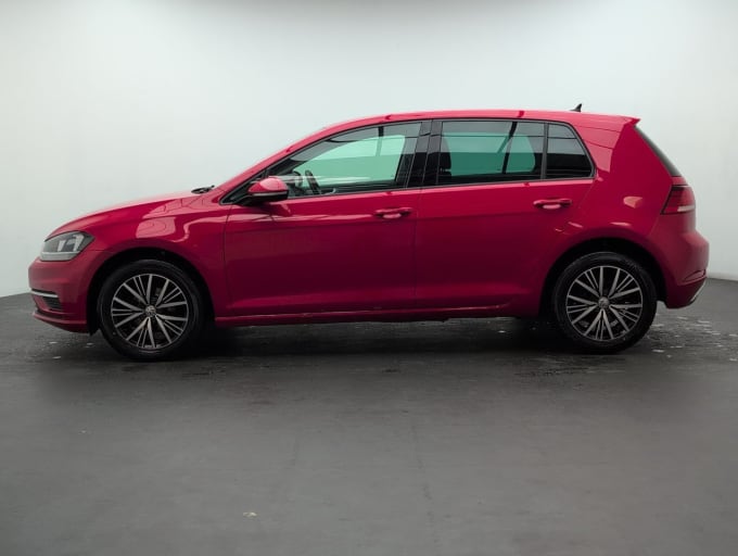 2025 Volkswagen Golf