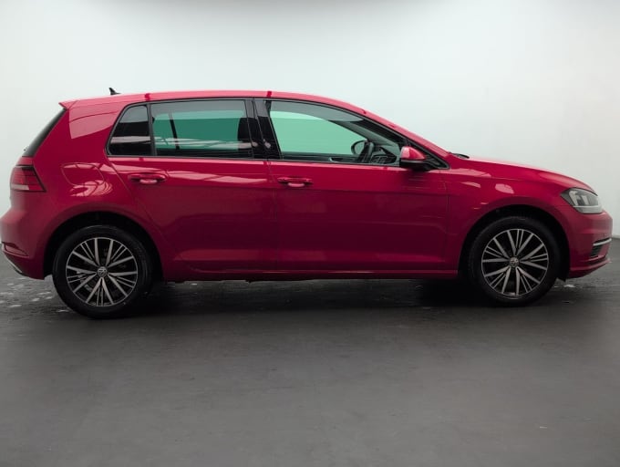 2025 Volkswagen Golf