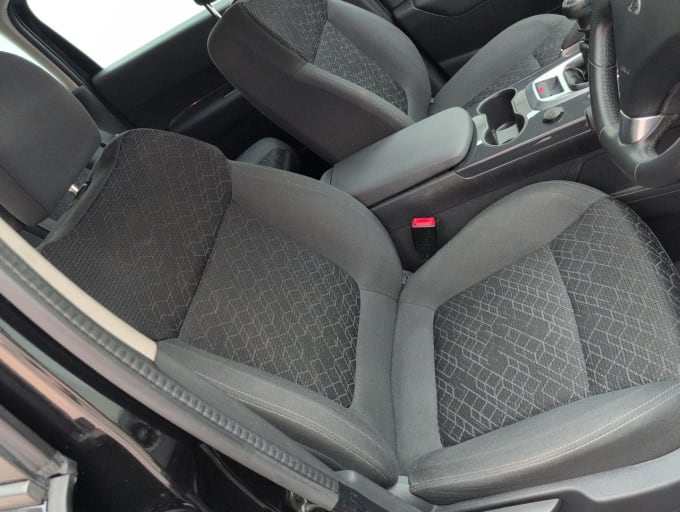 2025 Peugeot 3008